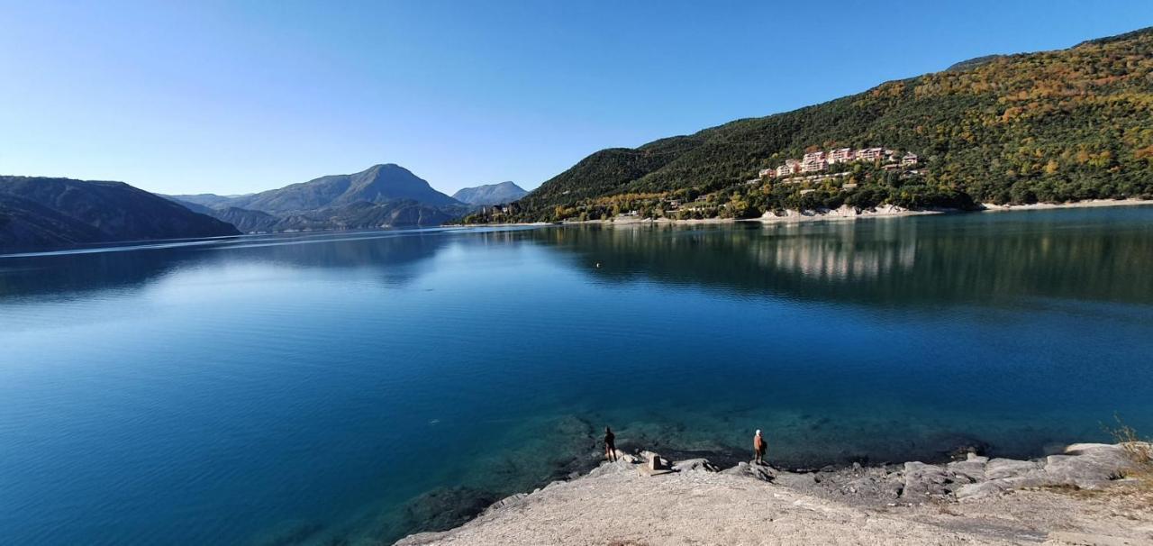 Les Apparts De La Tourronde Chorges Exterior foto